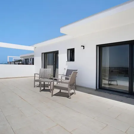 Peace House Lourinha (Lisbon)