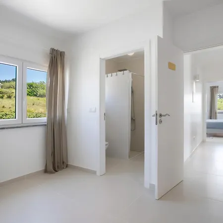 Peace House * Lourinha (Lisbon)