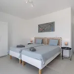 Peace House Βίλα