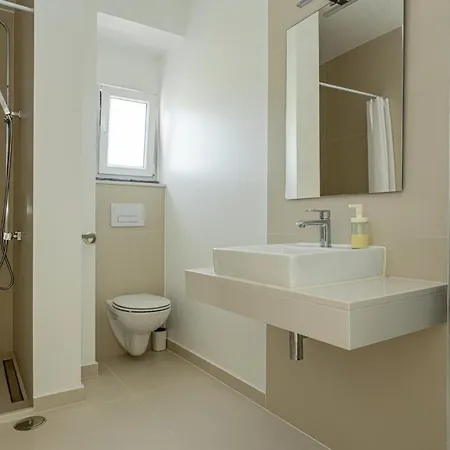 Breeze Retreat Villa
